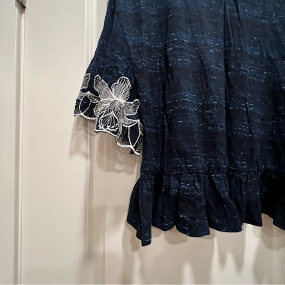 Anthropologie Pilcro Blouse XS Navy Blue White Embroidered Peplum Pullover Top - Picture 6 of 7